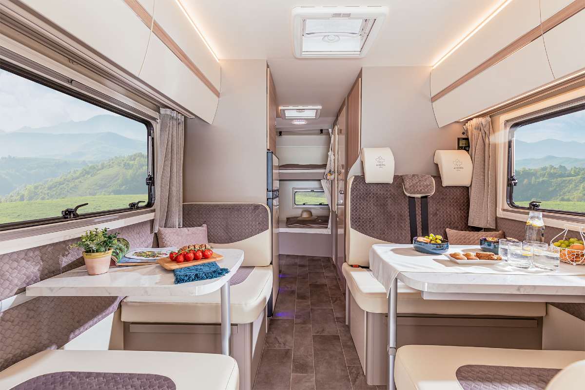 Ahorn Canada AS - Alkoven Wohnmobil in Ostrach