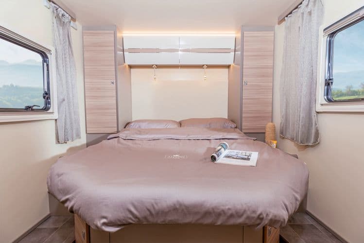 Ahorn Canada TQ - Wohnmobil mit Queensbett in Garbsen