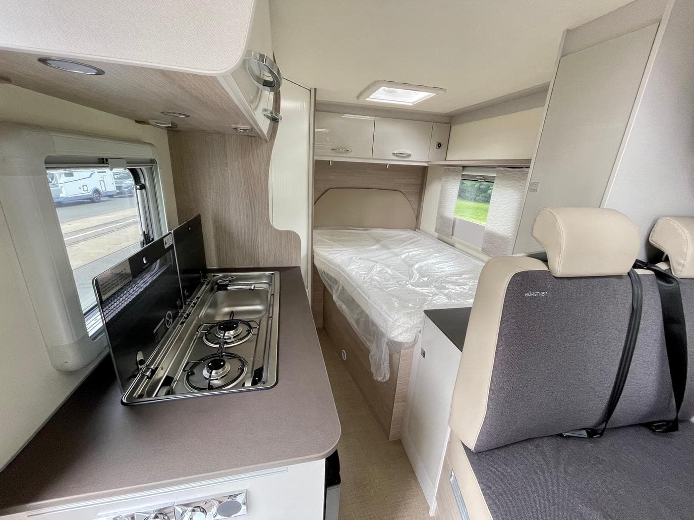Bürstner Nexxo Van T 569 - Teilintegriertes Wohnmobil in Halle