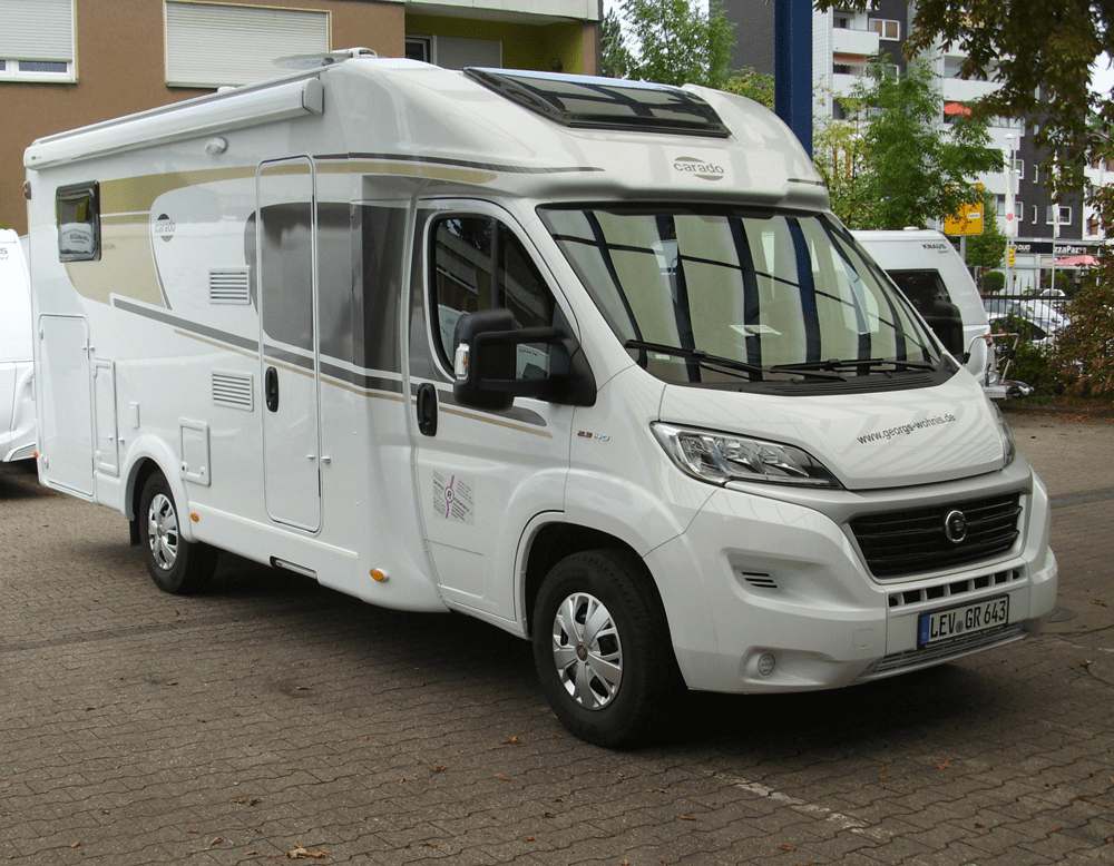 Carado T 338 - Wohnmobil für 4 Personen mit Einzelbetten und Hubbett - in Leverkusen