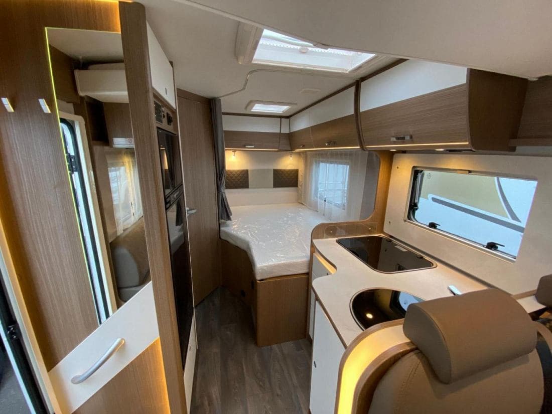 Carado T348 - Teilintegriertes Wohnmobil in Bergisch Gladbach