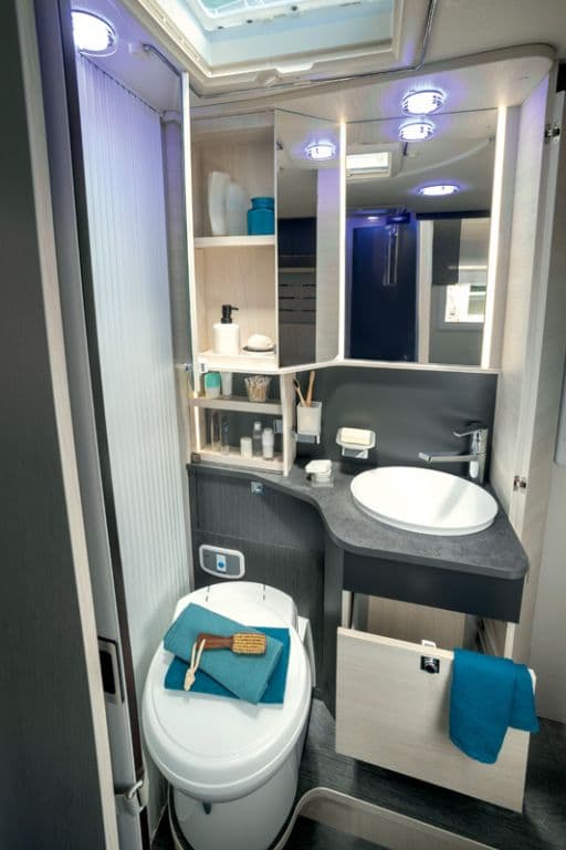 Chausson Titanium 640 Waumobil Emmy - Hundefreundliches Wohnmobil in Forst