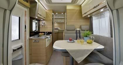 Compact Plus - Dethleffs Globebus T 1 - Teilintegriertes Wohnmobil in Sindelfingen