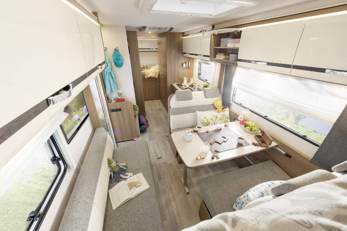 Dethleffs Trend A 7877-2 - Premium Plus Alkoven Wohnmobil in Mülheim/Düsseldorf