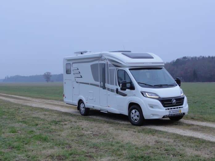 Edles Wohnmobil Hymer Tramp SL 568 mit allem Komfort in Augsburg - Bild 1
