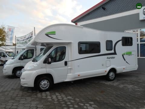Eura Forster 699 HB - Alkoven Wohnmobil für bis zu 6 Personen in Riegel am Kaiserstuhl - Bild 1