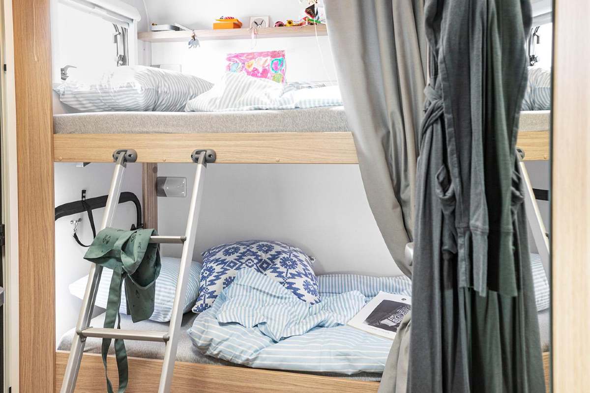 Family Plus - Dethleffs Trend A 5887 - Alkoven Wohnmobil in Fraunberg (MUC)