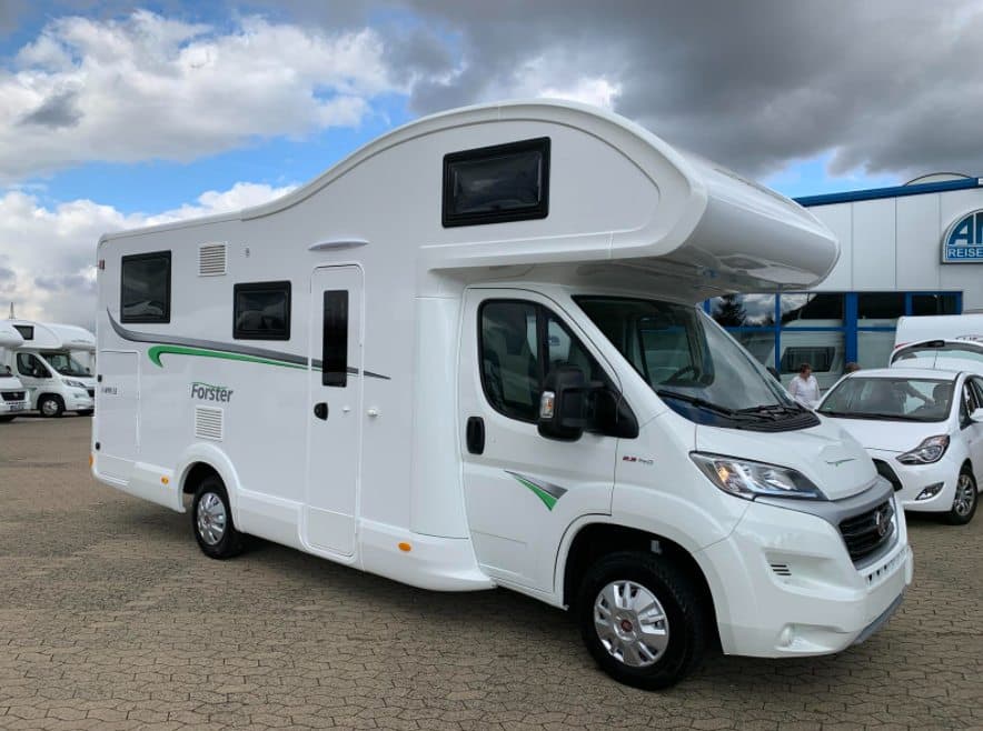 Forster A 699 EB Livin up - Alkoven Wohnmobil in Kirchberg