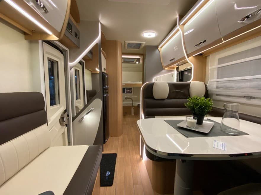 Forster A 741 VB - Alkoven Wohnmobil in Kirchberg