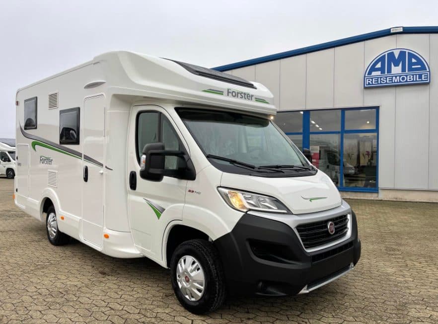 Forster T 659 EB Livin up - Teilintegriertes Wohnmobil in Kirchberg - Bild 1