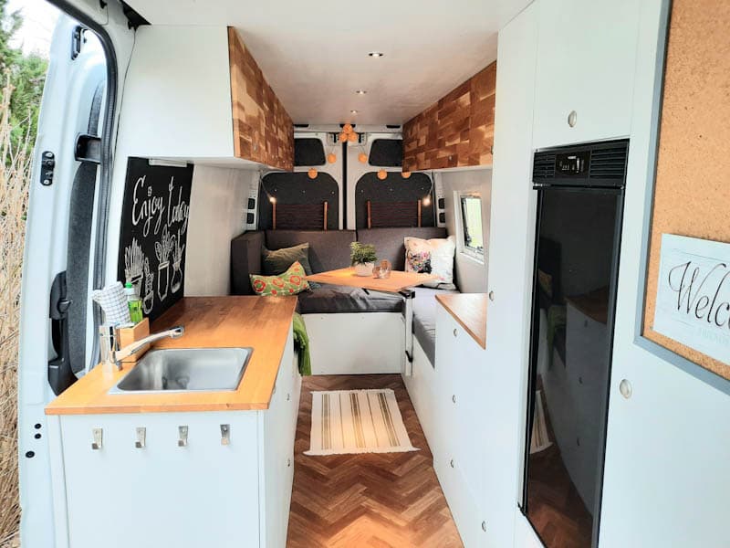 Gido: Energie- und Raumwunder. Autark und individuell ausgebaut- Wohnmobil in Leipzig