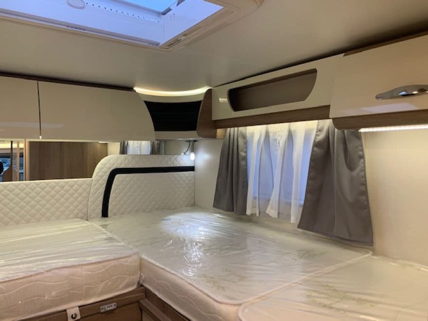 La marca 74 - Teilintegriertes Wohnmobil perfekt für den Urlaub mit bis zu 4 Personen - in Weil im Schönbuch