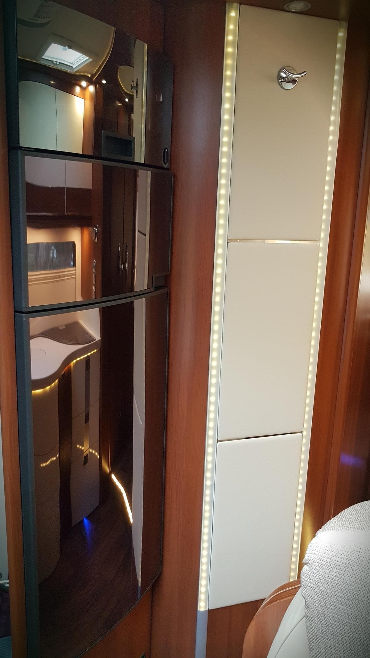 Luxuriöser Carthago E-Line I 51 Linerclass - Wohnmobil in Langwedel