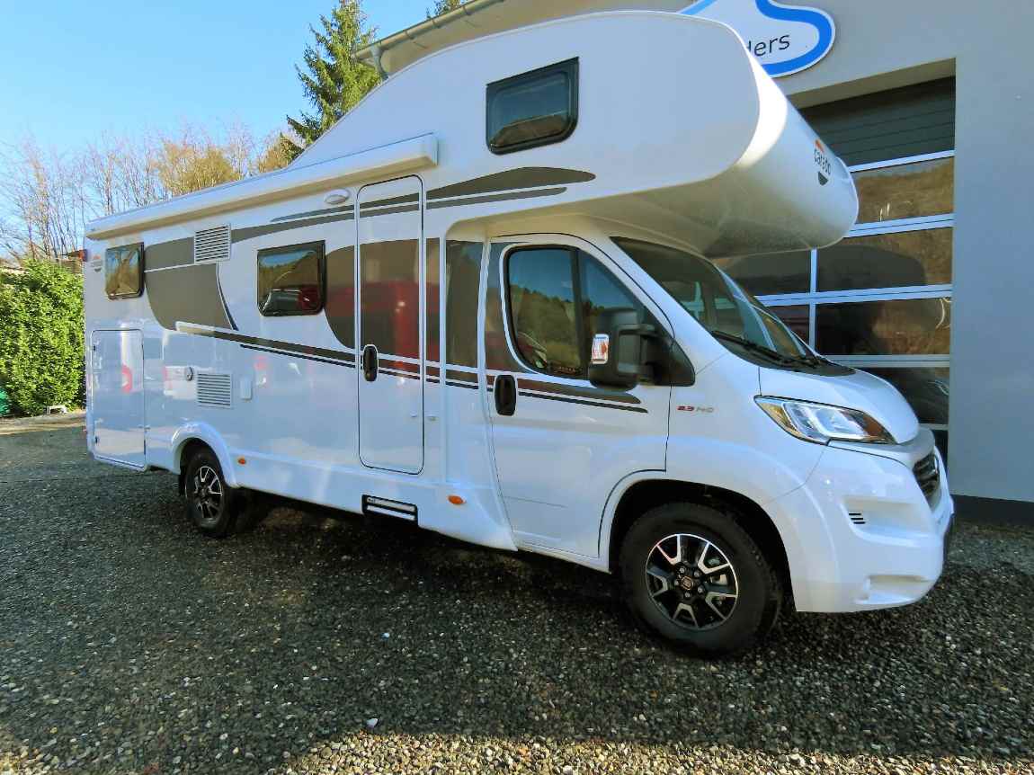 Maximale Reisefreiheit für 4-6 Personen im A464 - gepflegtes Mietmobil in Roetgen bei Aachen