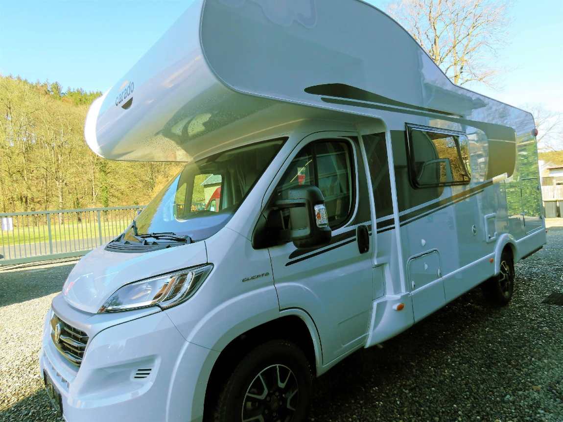 Maximale Reisefreiheit für 4-6 Personen im A464 - gepflegtes Mietmobil in Roetgen bei Aachen