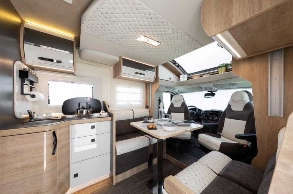 Mobilvetta Kea P 86 - Teilintegriertes Wohnmobil in Kirchberg