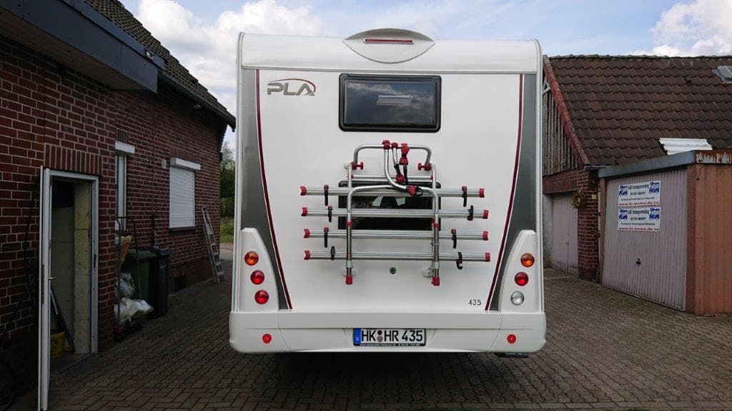 PLA 435 - Wohnmobil mit 6+1 Schlafplätze in Neuenkirchen