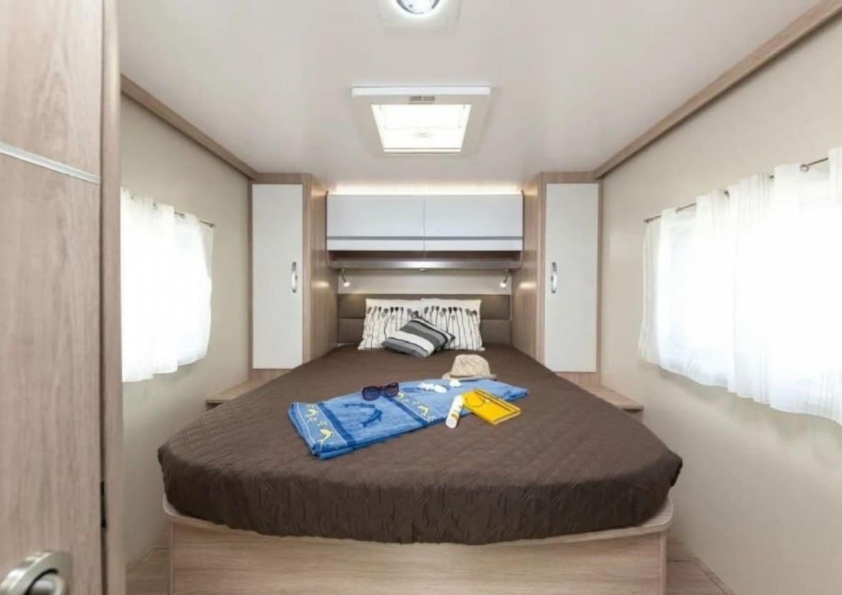 PLA Siena 390 - Komfort und Qualität - Wohnmobil in Haßfurt