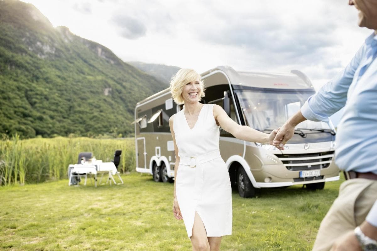 Premium Luxury - Dethleffs Globetr. XL I 7850-2 EB - Vollintegriertes Wohnmobil in Friedberg (Frankfurt)