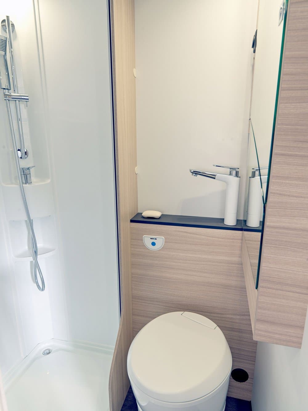 Sun Living A75 DP - Geräumiges Wohnmobil in Giebelstadt