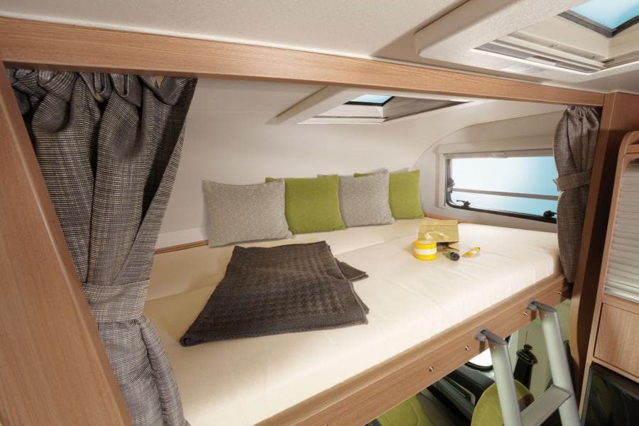 Sun Living LIDO A49 DP - Geräumiges Alkoven Wohnmobil für 4-5 Personen - in Heroldstatt