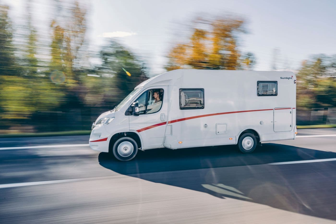 Sunlight V66 - Komfortables Wohnmobil für 2 Personen in Erfurt