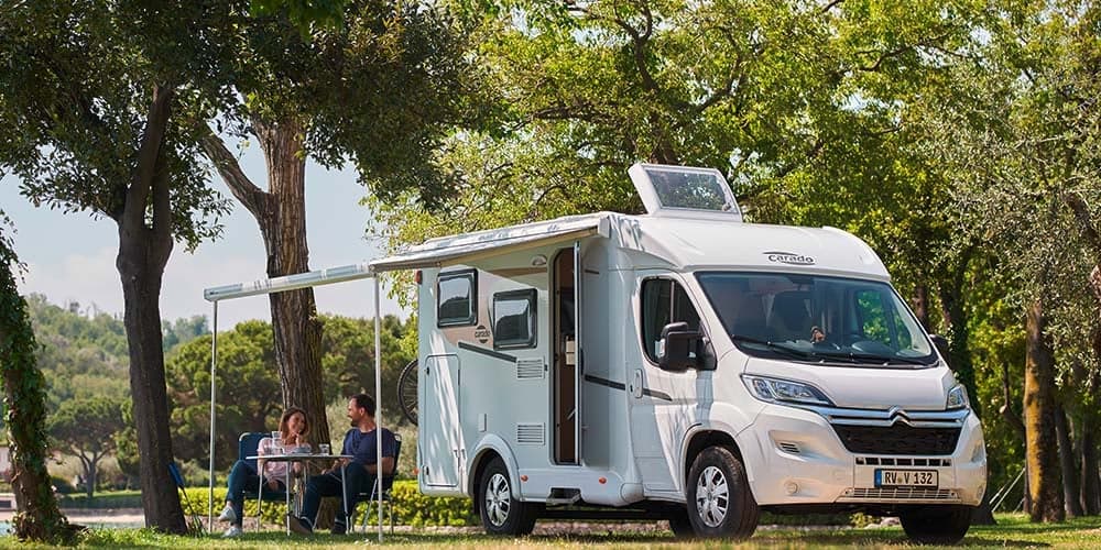 Teilintegriertes Wohnmobil 3 Personen - Carado V132 - in München