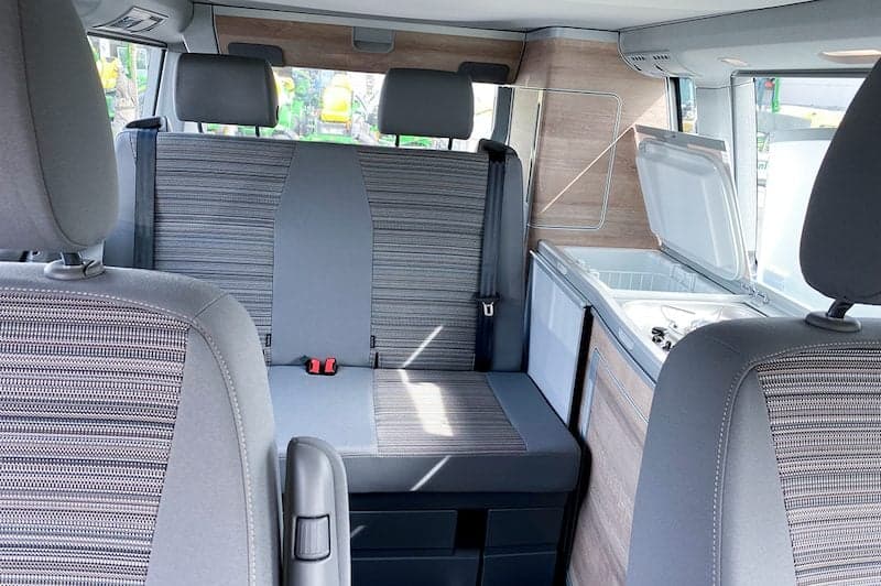 VW California T6.1 Ocean "Maui Dog" - Camper in Obertshausen