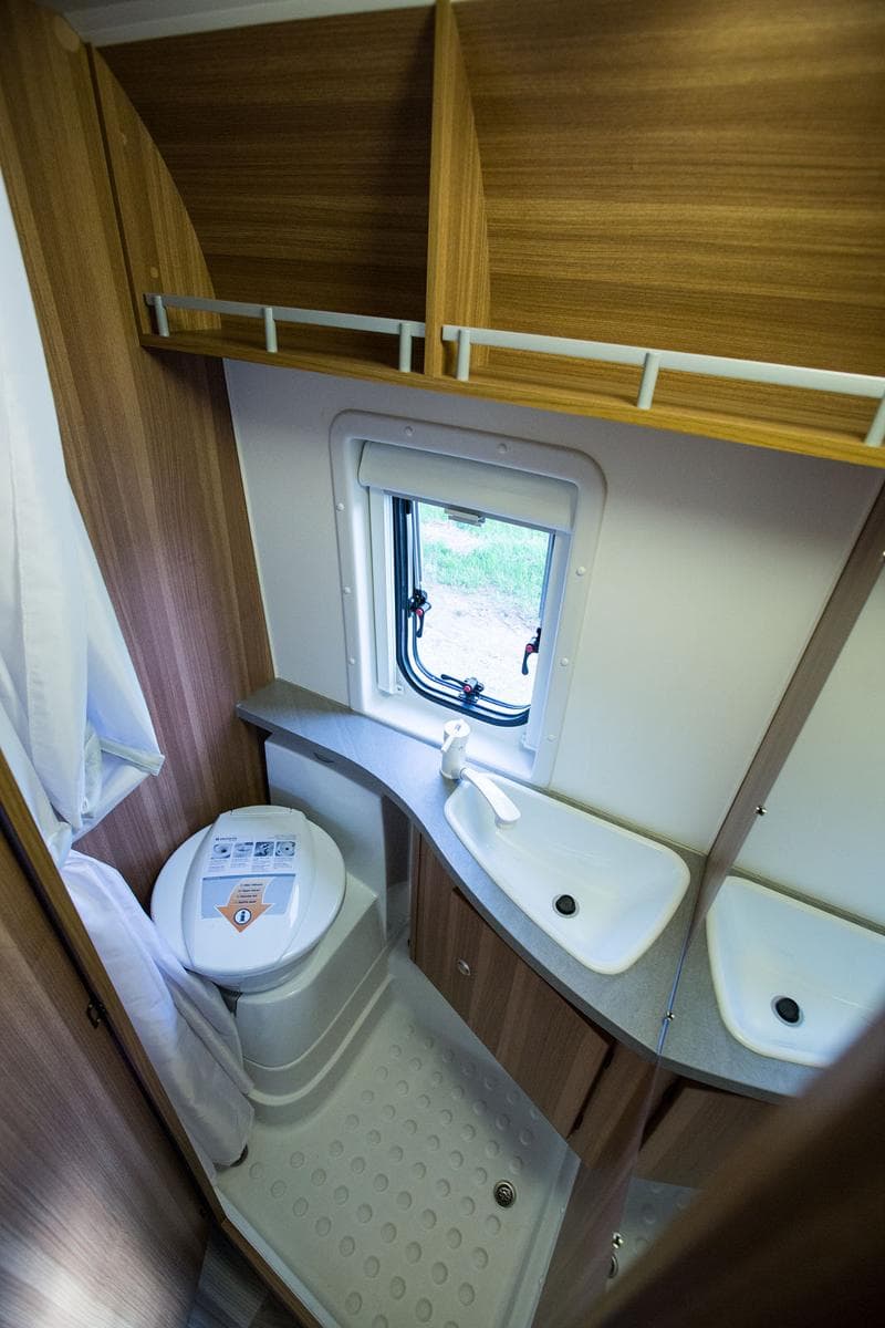 Weinsberg CaraBus 601 QM - Kompaktes Wohnmobil in Schwendi