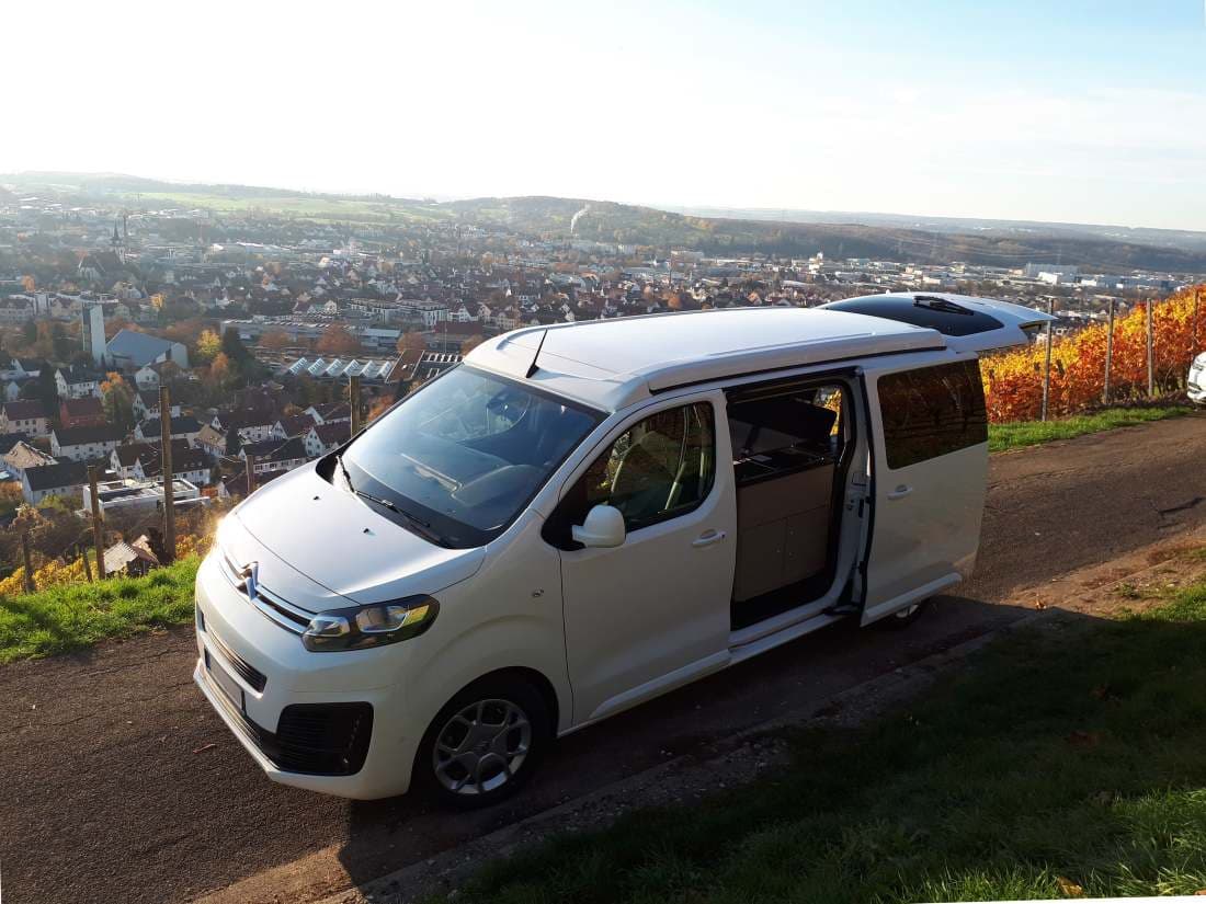 Wendiger Pössl Campingbus in Kernen