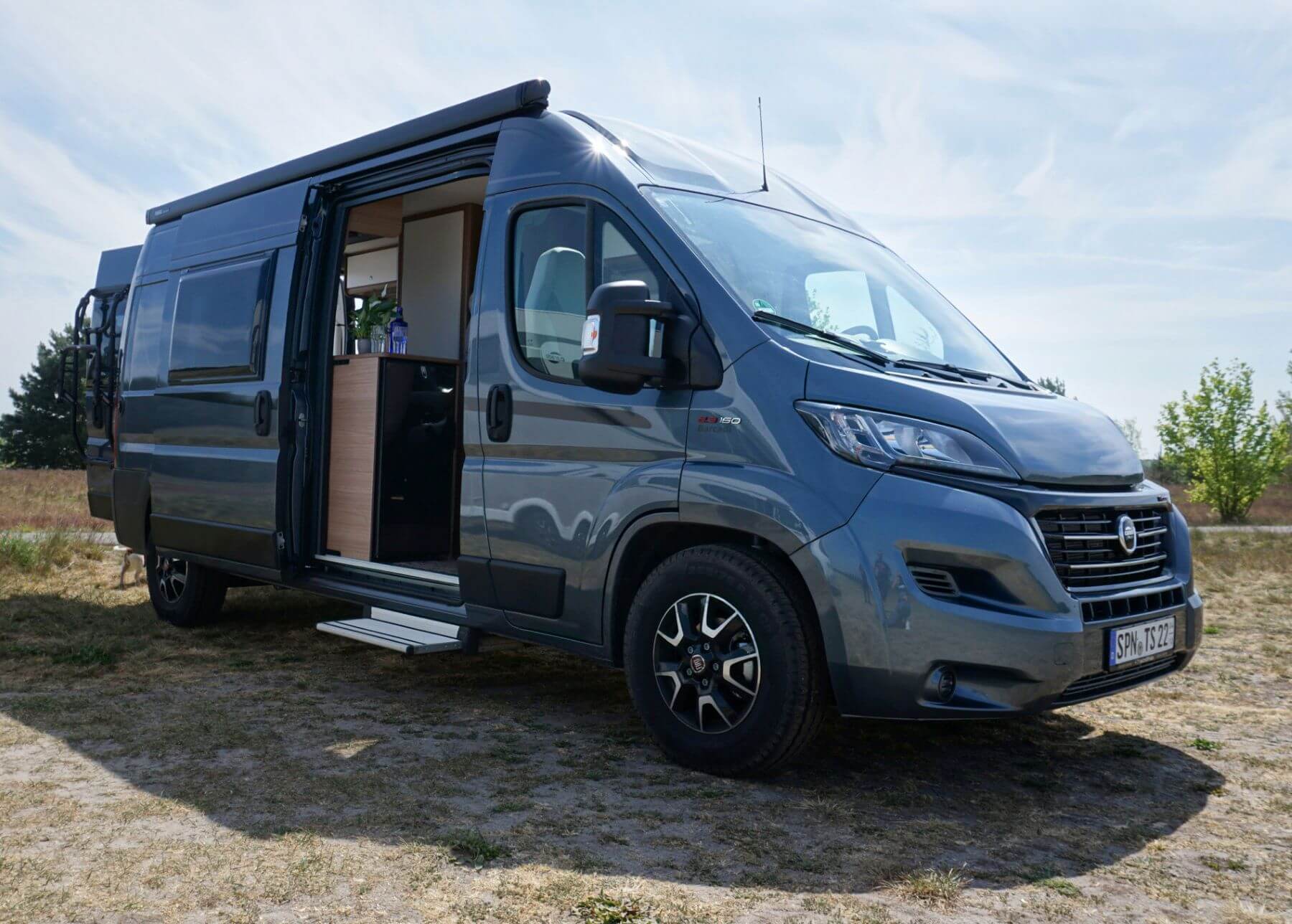 Carado CV 600 “Bacardi” - Kompaktes Wohnmobil für große Abenteuer - in Cottbus