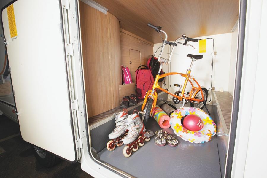 Sun Living LIDO A49 DP - Geräumiges Alkoven Wohnmobil für 4-5 Personen - in Heroldstatt