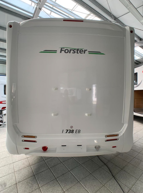 Forster I 738 EB - Vollintegriertes Wohnmobil in Kirchberg