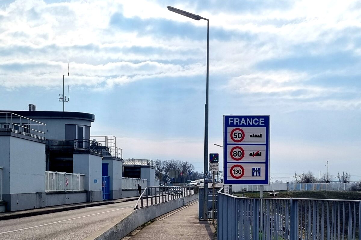 Deutsch-Französische Grenze am Rhein